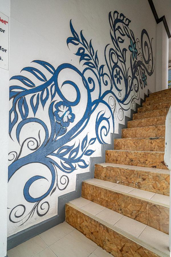 Santi White House Patong Hotel Exterior foto
